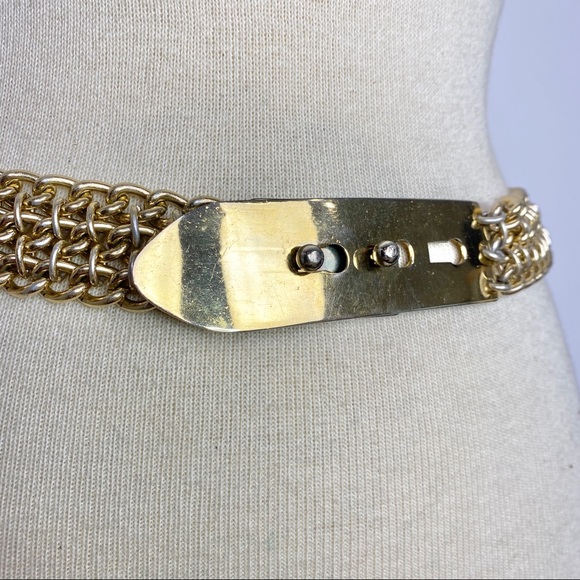 Vintage 80s gold tone metal chain belt - Picture 4 of 9